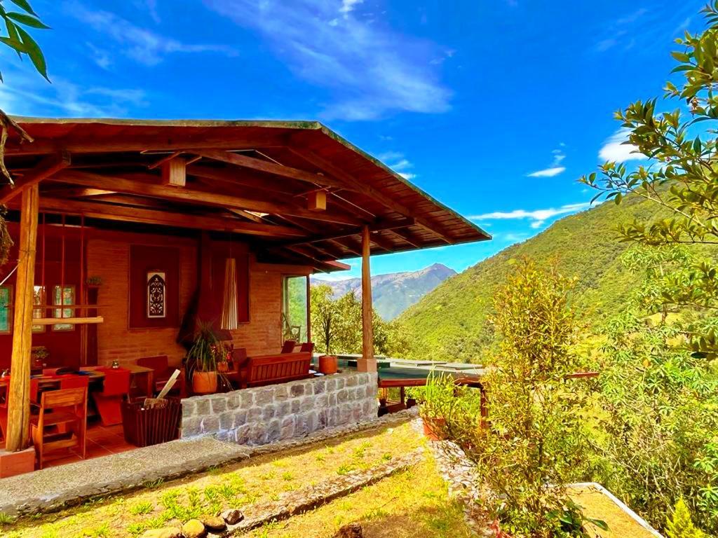 Finca Petrona Calacali Exterior photo